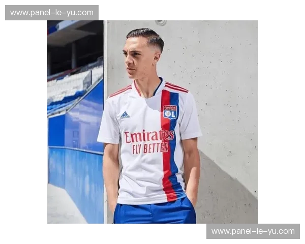 里昂因财务违规被判降级法乙，两周前4200万欧出售青训谢尔基难阻颓势