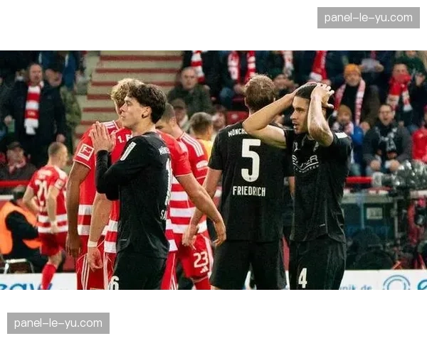 门兴格拉德巴赫2-2战平柏林联，补时阶段连入两球戏剧性扳平